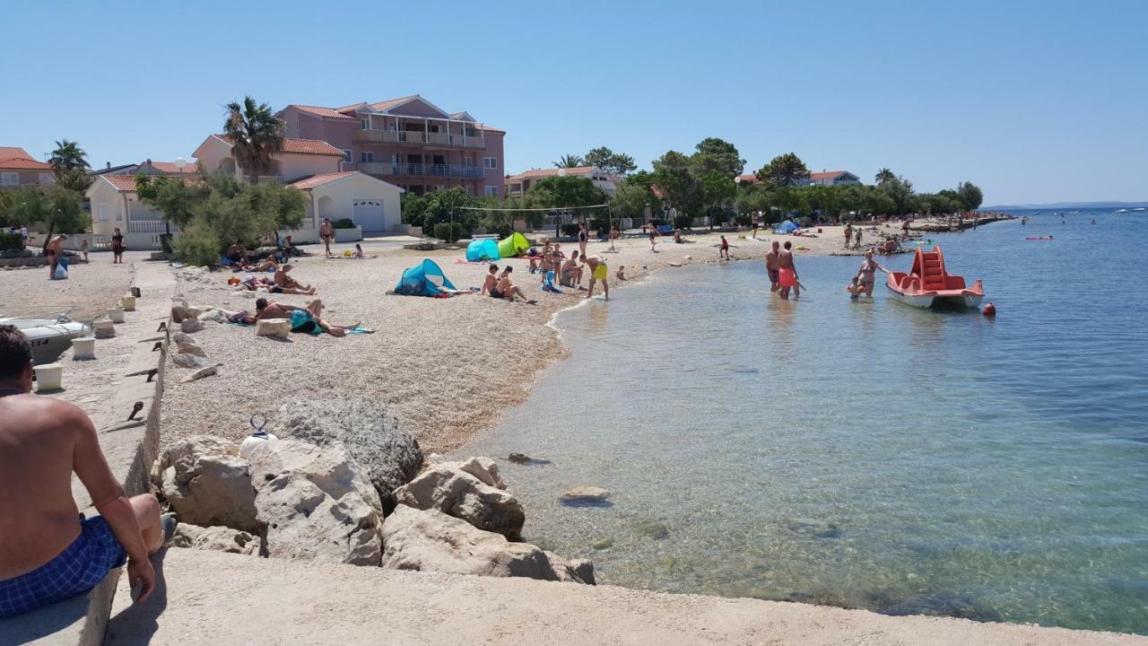 Appartamento Haus Zarko Vir Esterno foto
