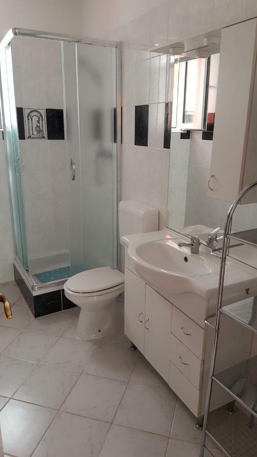 Appartamento Haus Zarko Vir Esterno foto